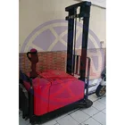 Rental Pallet Stacker Elektrik 1.2 Ton 3.6 Meter 2